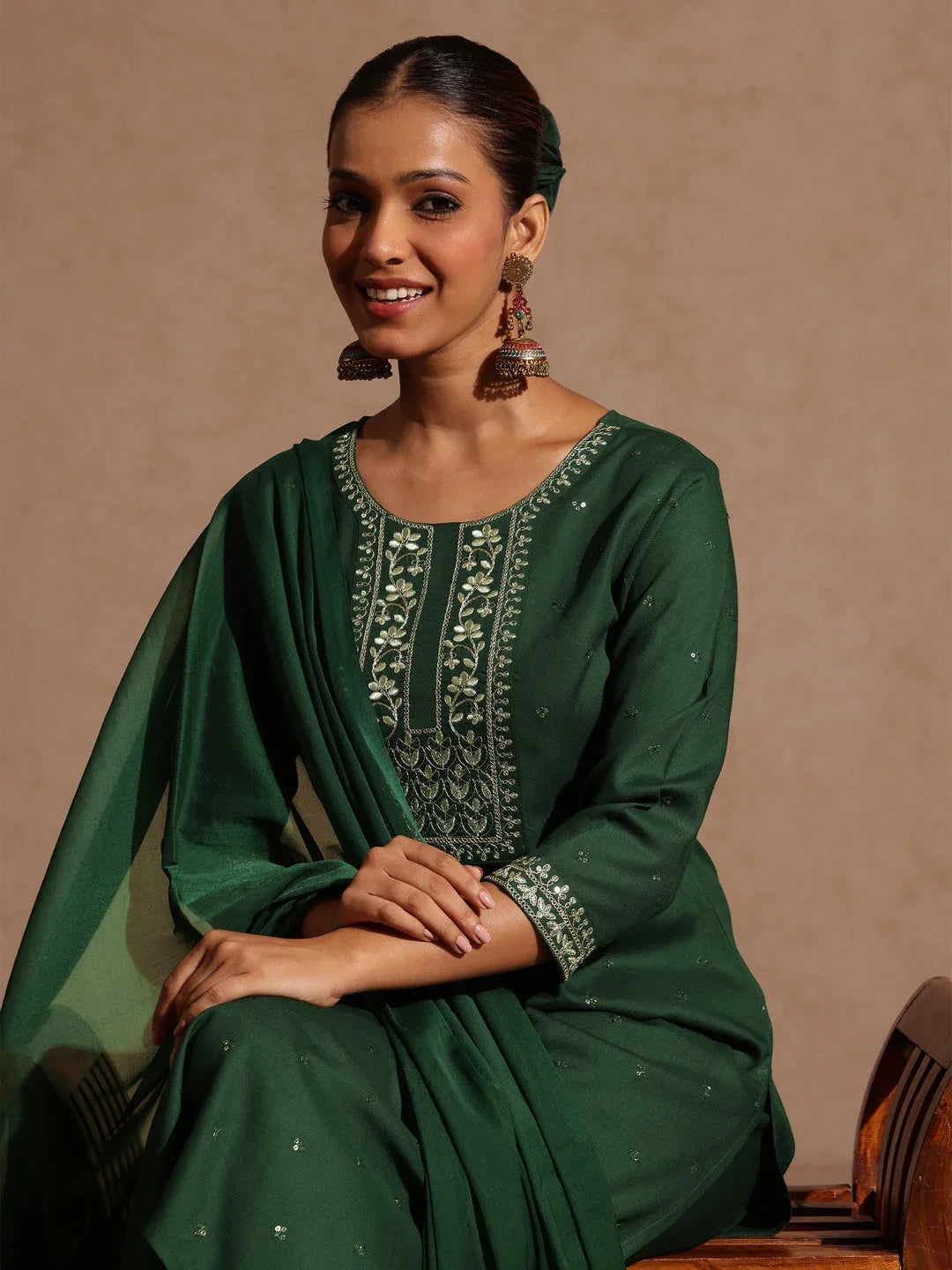 Janasya Women's Green Rayon Yoke Embroidered Sequinned Straight Kurta Set With Dupatta