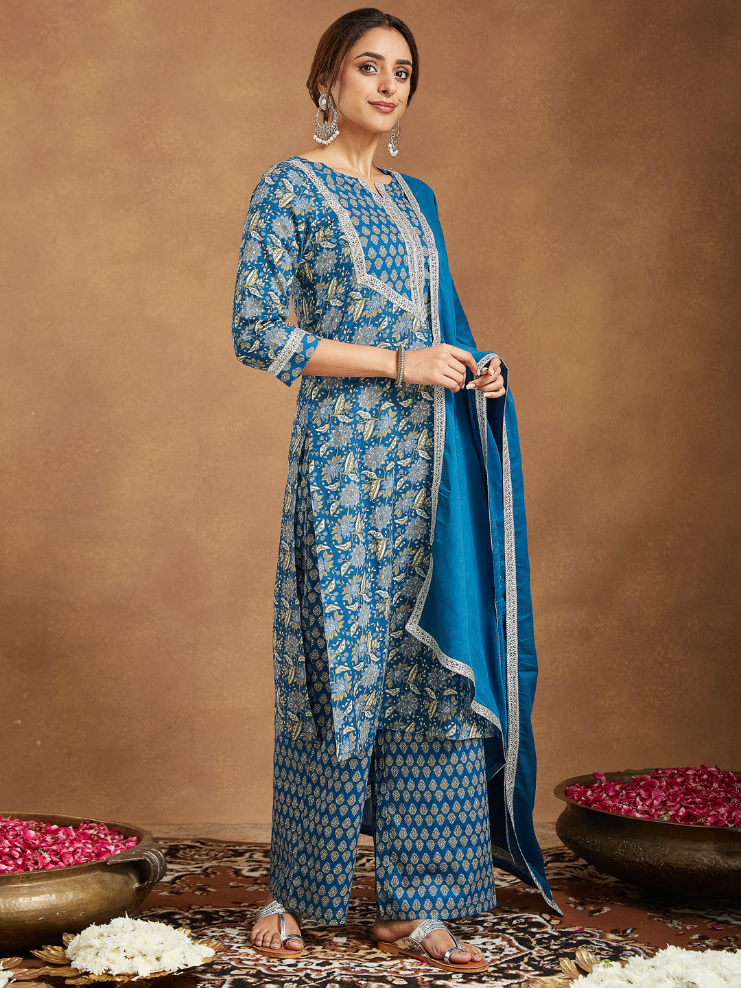 Janasya Women's Teal Blue Pure Cotton Yoke Design Floral Printed Straight Kurta Set - qivii