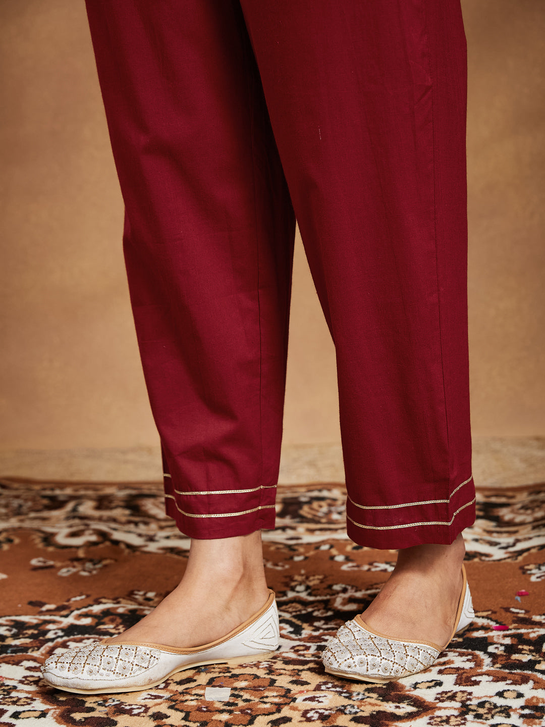 Janasya Women's Maroon Pure Cotton Ethnic Motifs Printed Straight Kurta Set - qivii