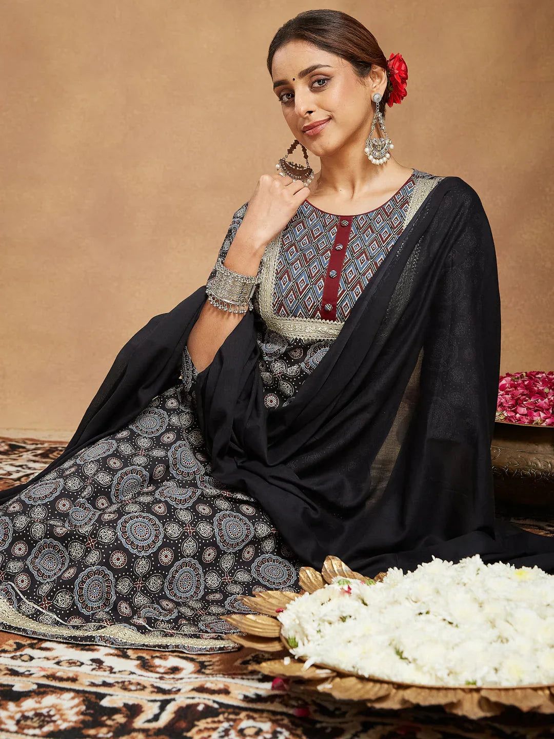 Janasya Women's Black Pure Cotton Ajrakh Printed Straight Kurta Set