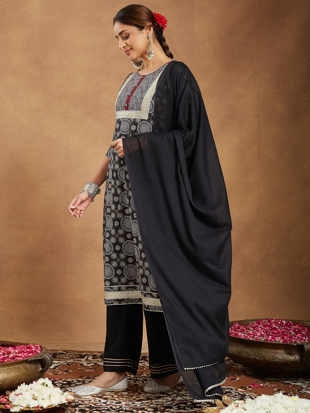 Janasya Women's Black Pure Cotton Ajrakh Printed Straight Kurta Set - qivii