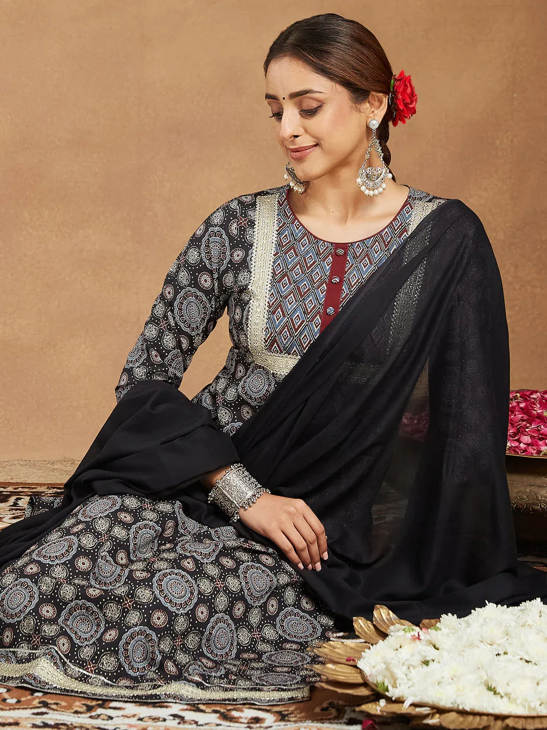 Janasya Women's Black Pure Cotton Ajrakh Printed Straight Kurta Set