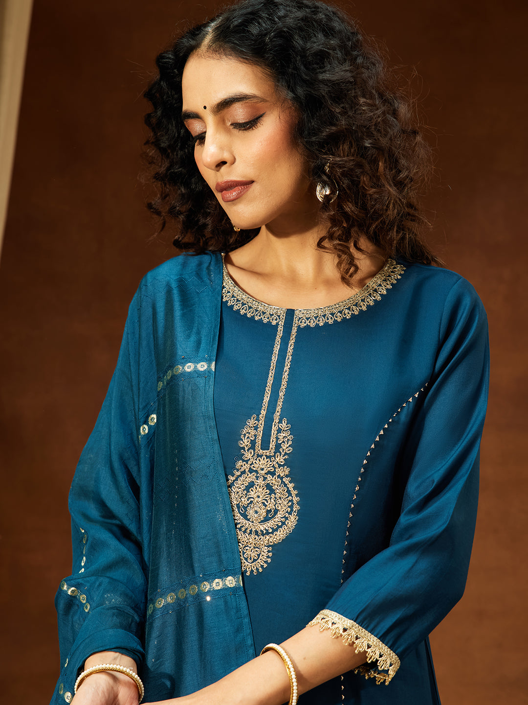 Janasya Women's Teal Chanderi Yoke Embroidery Straight Kurta Set