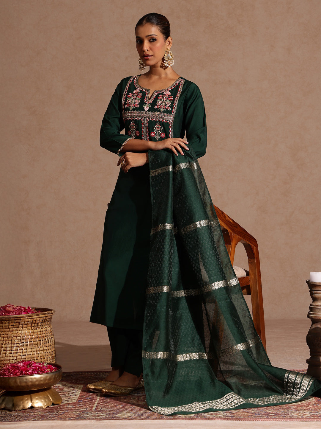 Janasya Women's Bottle Green Chanderi Silk Zari Yoke Embroidered Straight Kurta Set - qivii
