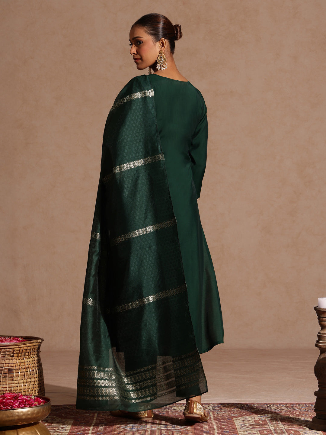 Janasya Women's Bottle Green Chanderi Silk Zari Yoke Embroidered Straight Kurta Set - qivii