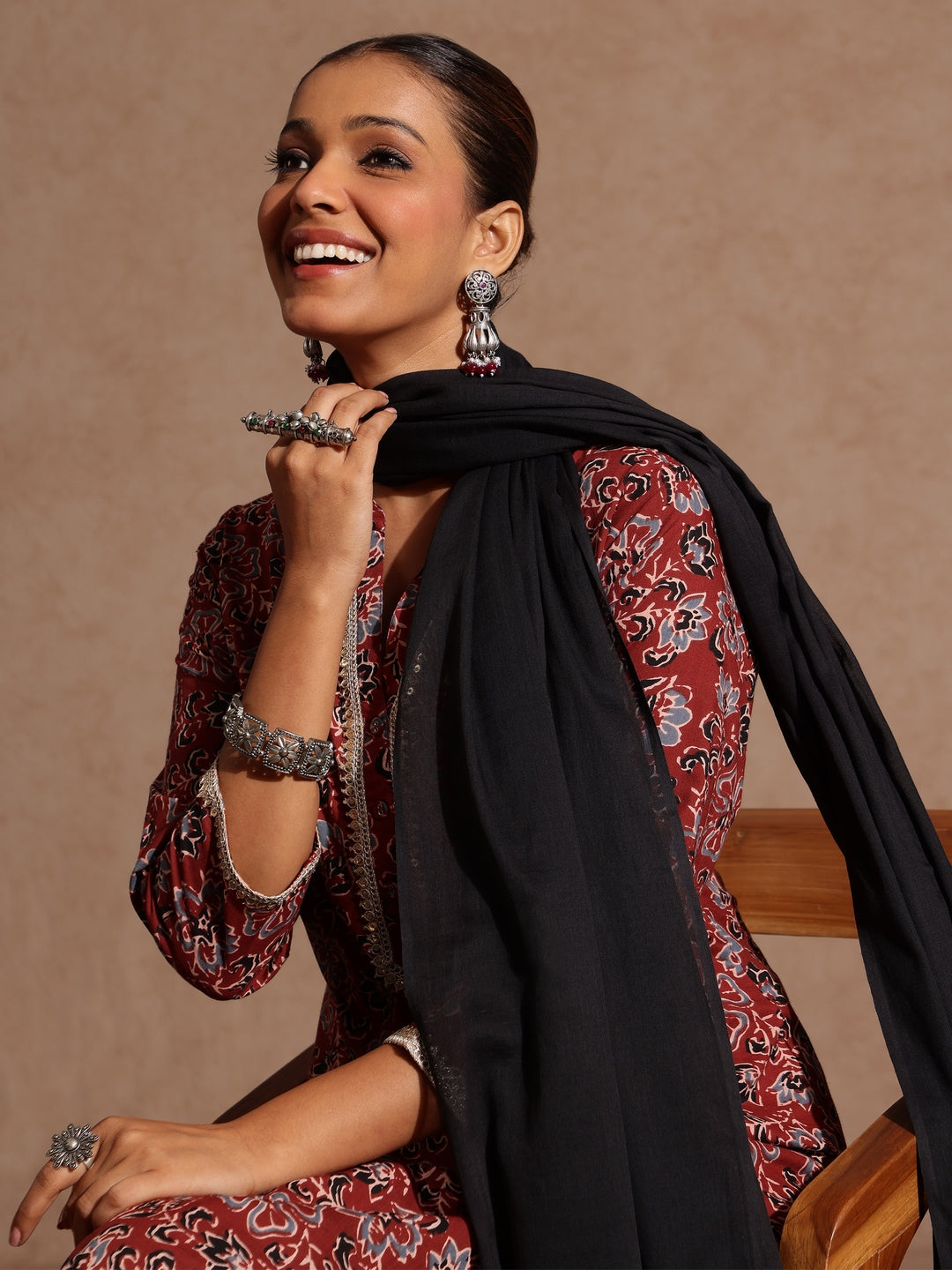 Janasya Women's Maroon Pure Cotton Floral Printed Straight Kurta Set - qivii