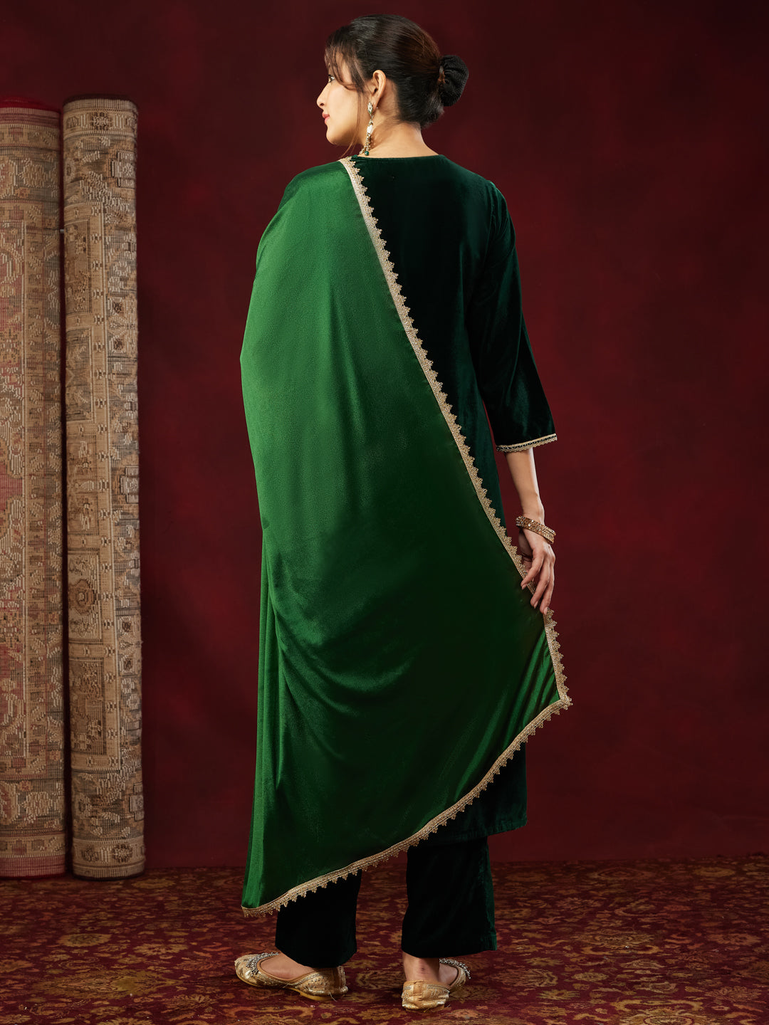 Janasya Women's Bottle Green Velvet Yoke Embroidered Straight Kurta Set