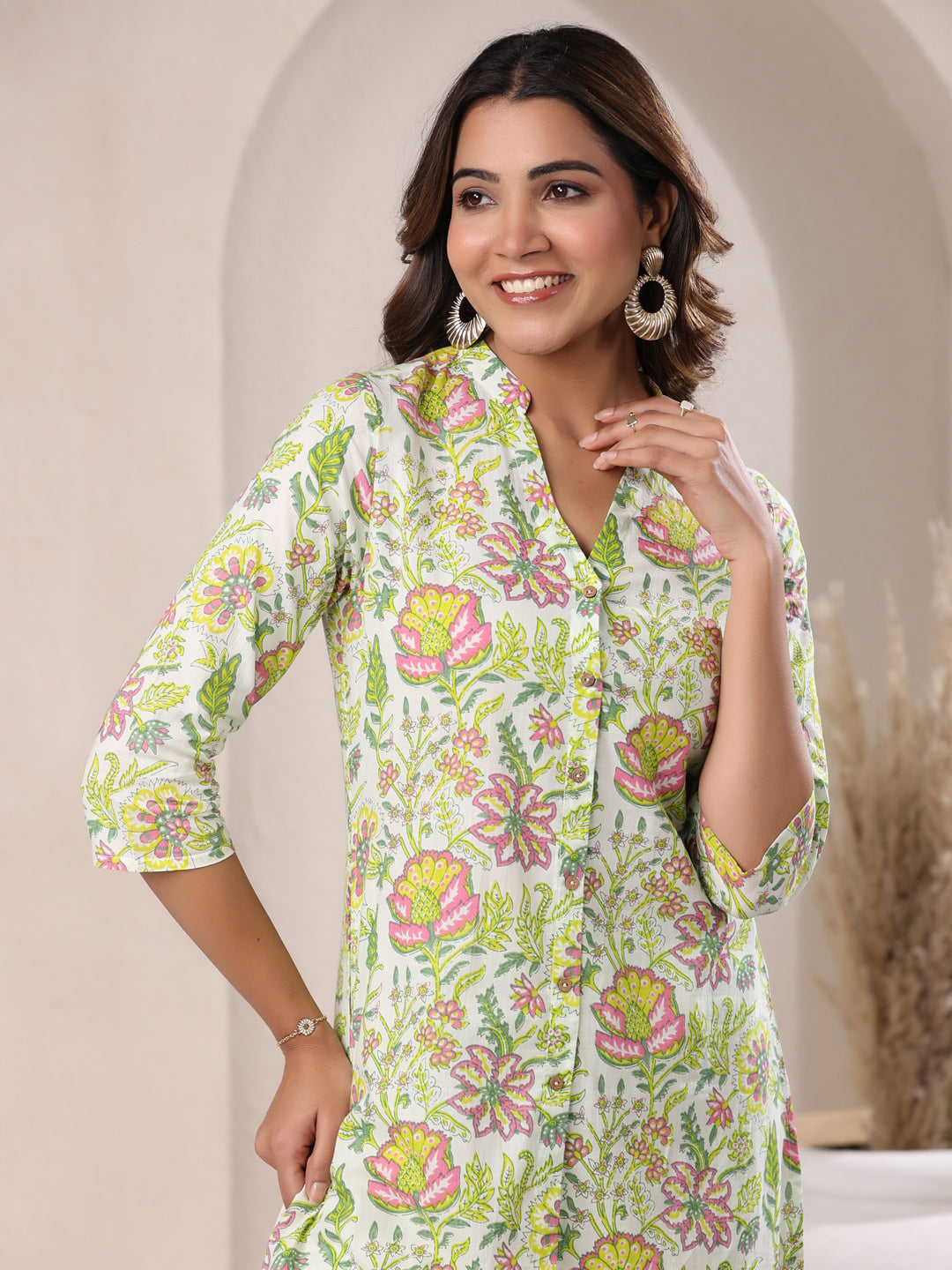 Green Pure Cotton Floral Printed Straight Co-ord Set - qivii