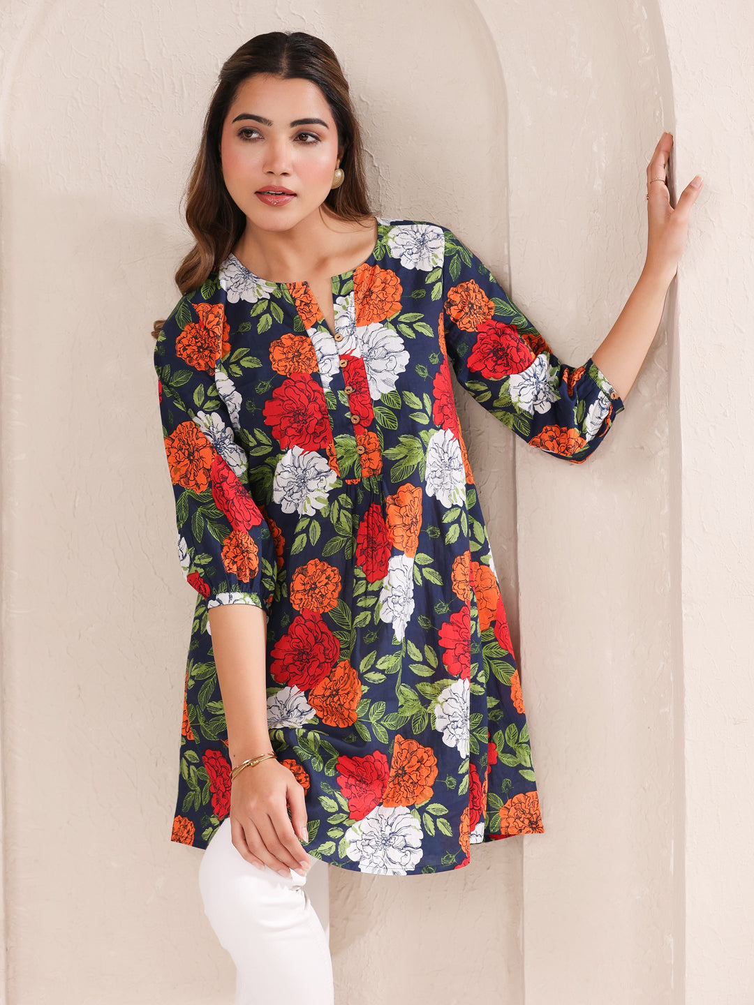 Blue Pure Cotton Floral Printed A-Line Tunic - qivii
