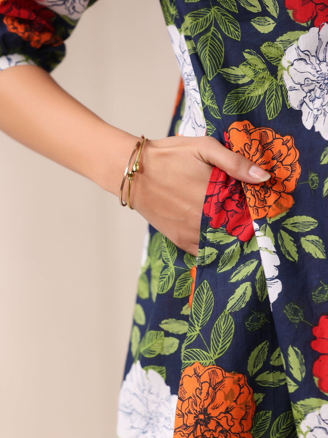 Blue Pure Cotton Floral Printed A-Line Tunic - qivii