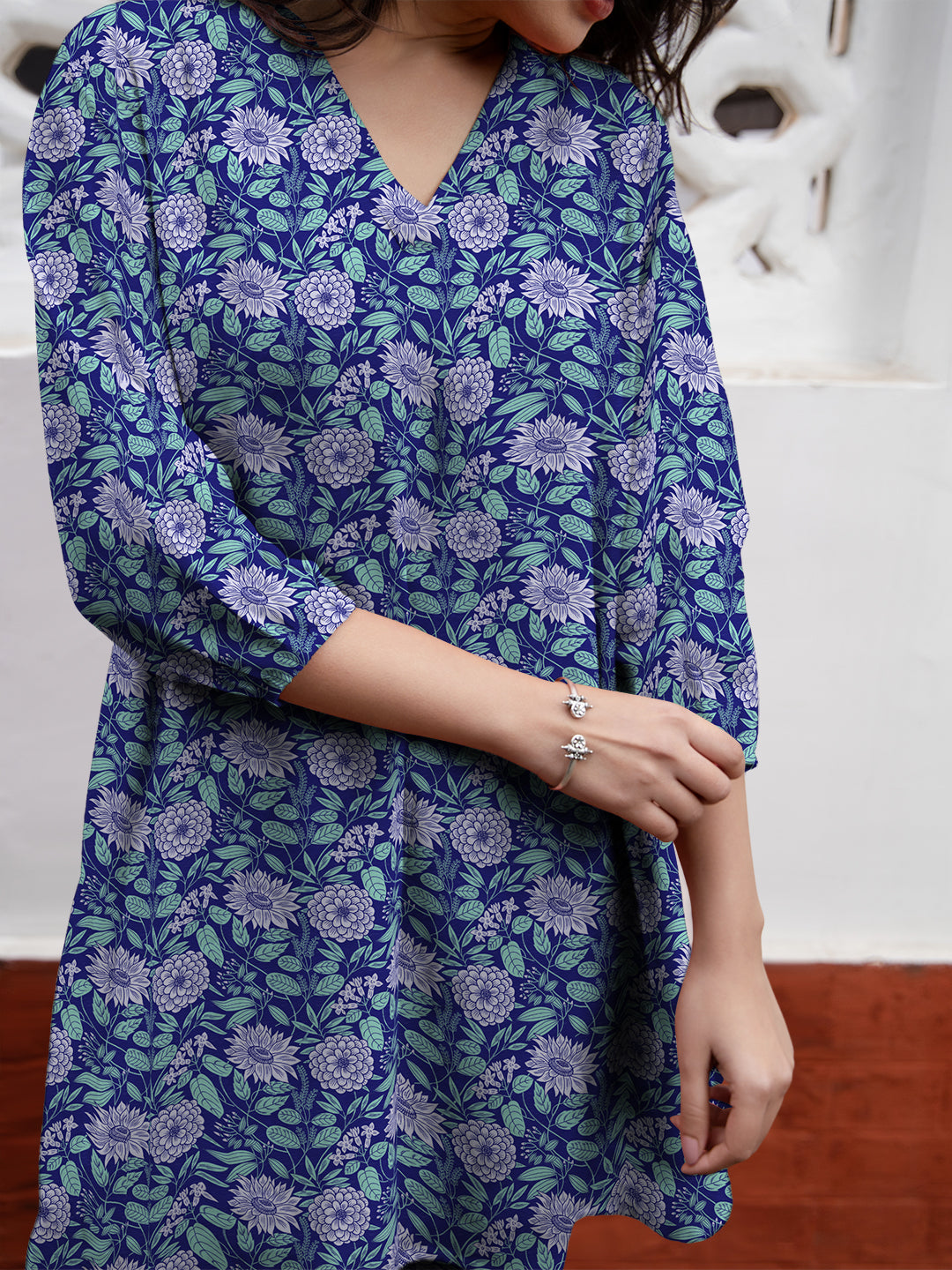 Blue Georgette Floral Printed A-Line Tunic - qivii