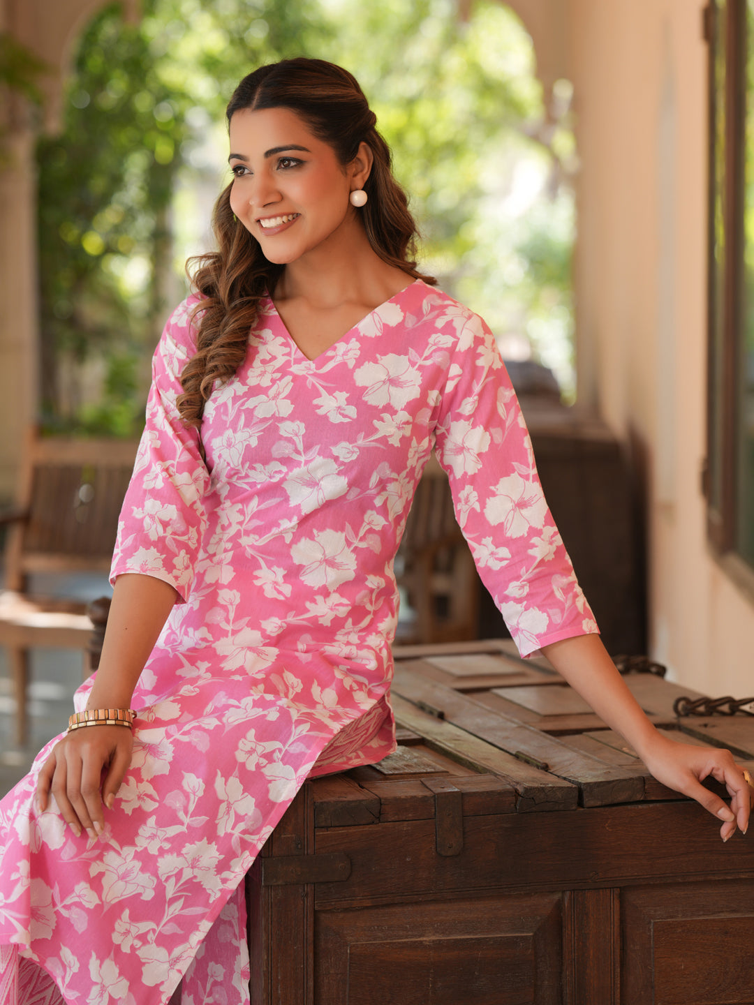 Pink Pure Cotton Floral Printed Straight Kurta Pant Set - qivii