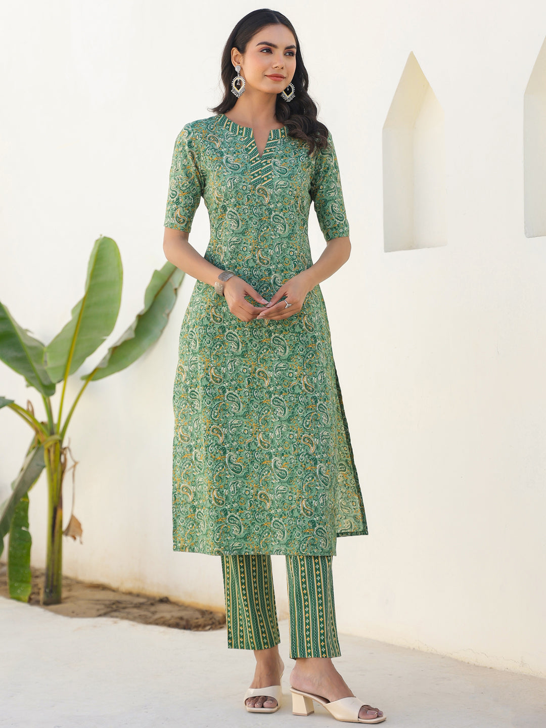 Green Pure Cotton Paisley Printed Straight Kurta Set - qivii