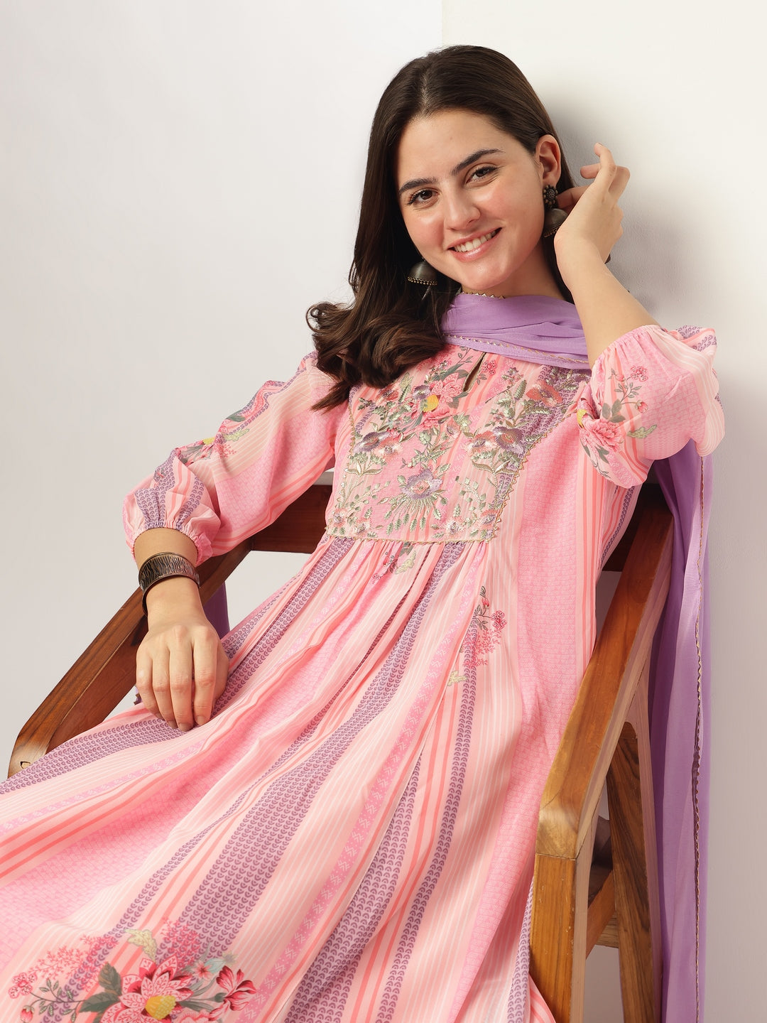 Pink Georgette Floral Embroidered A-line Kurta Set - qivii