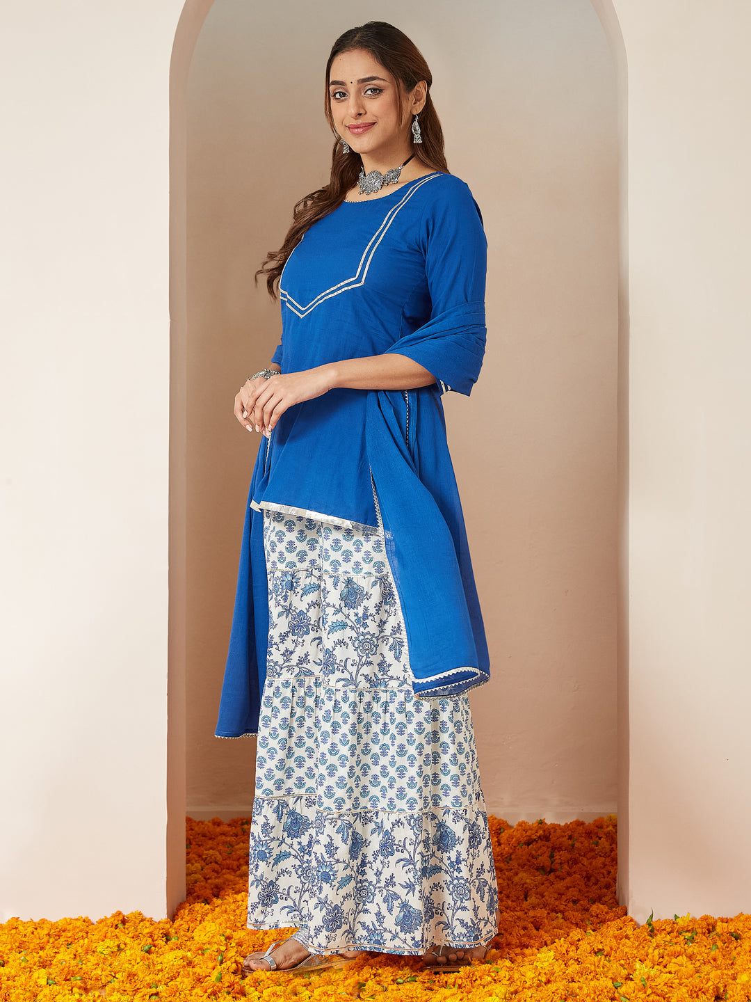 Janasya Women's Blue Pure Cotton Yoke Design Straight Kurti With Printed Sharara & Dupatta Set - qivii