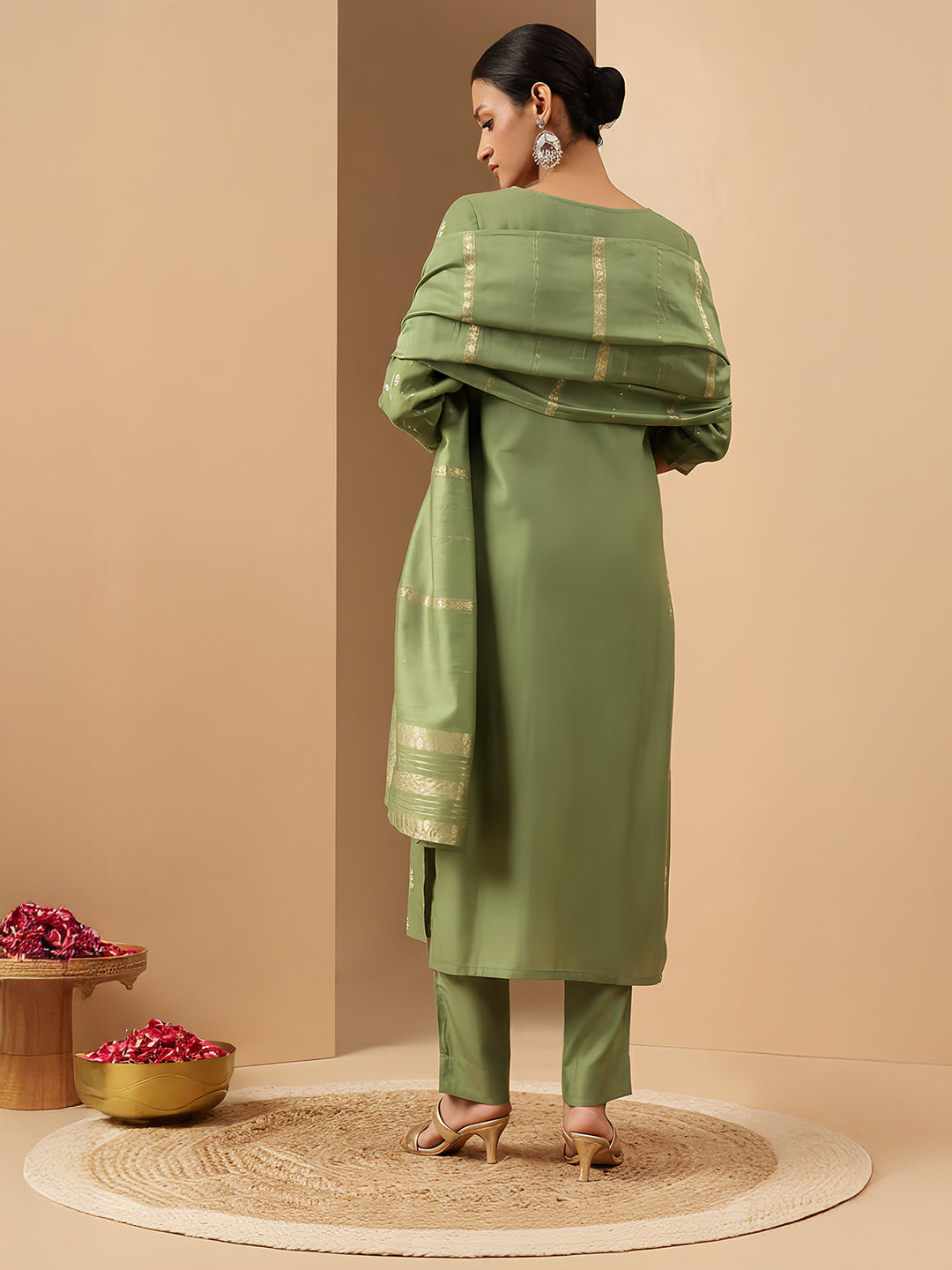 Janasya Women's Mint Green Silk Blend Embellished Gold Printed Straight Kurta Set