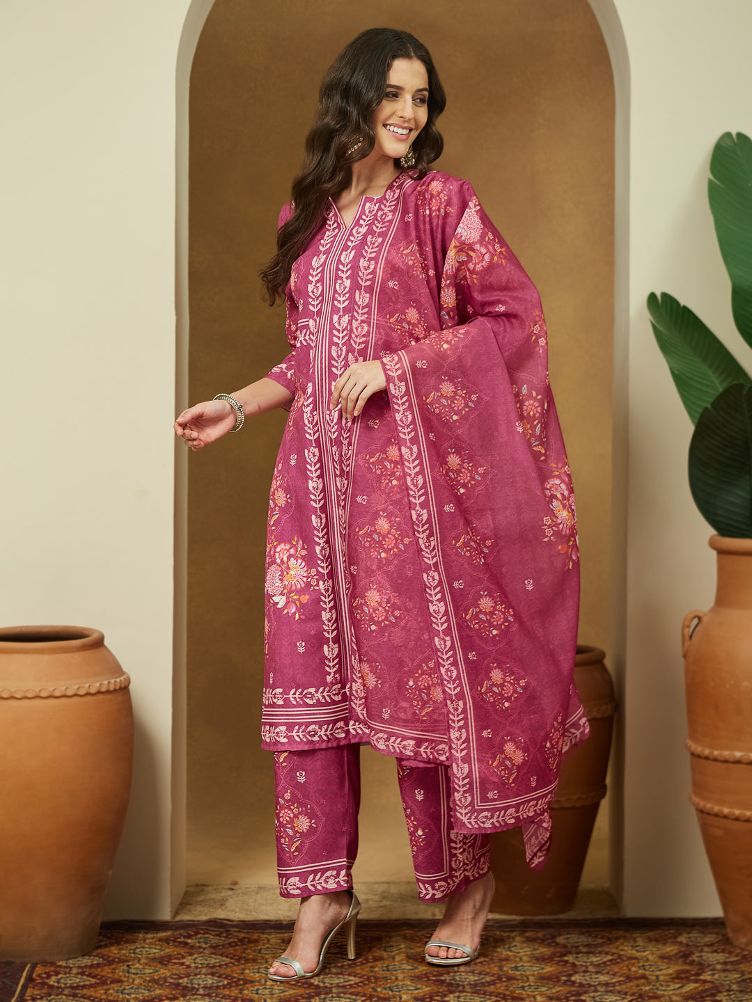 Janasya Women's Pink Cotton Blend Floral Printed Straight Kurta Set - qivii