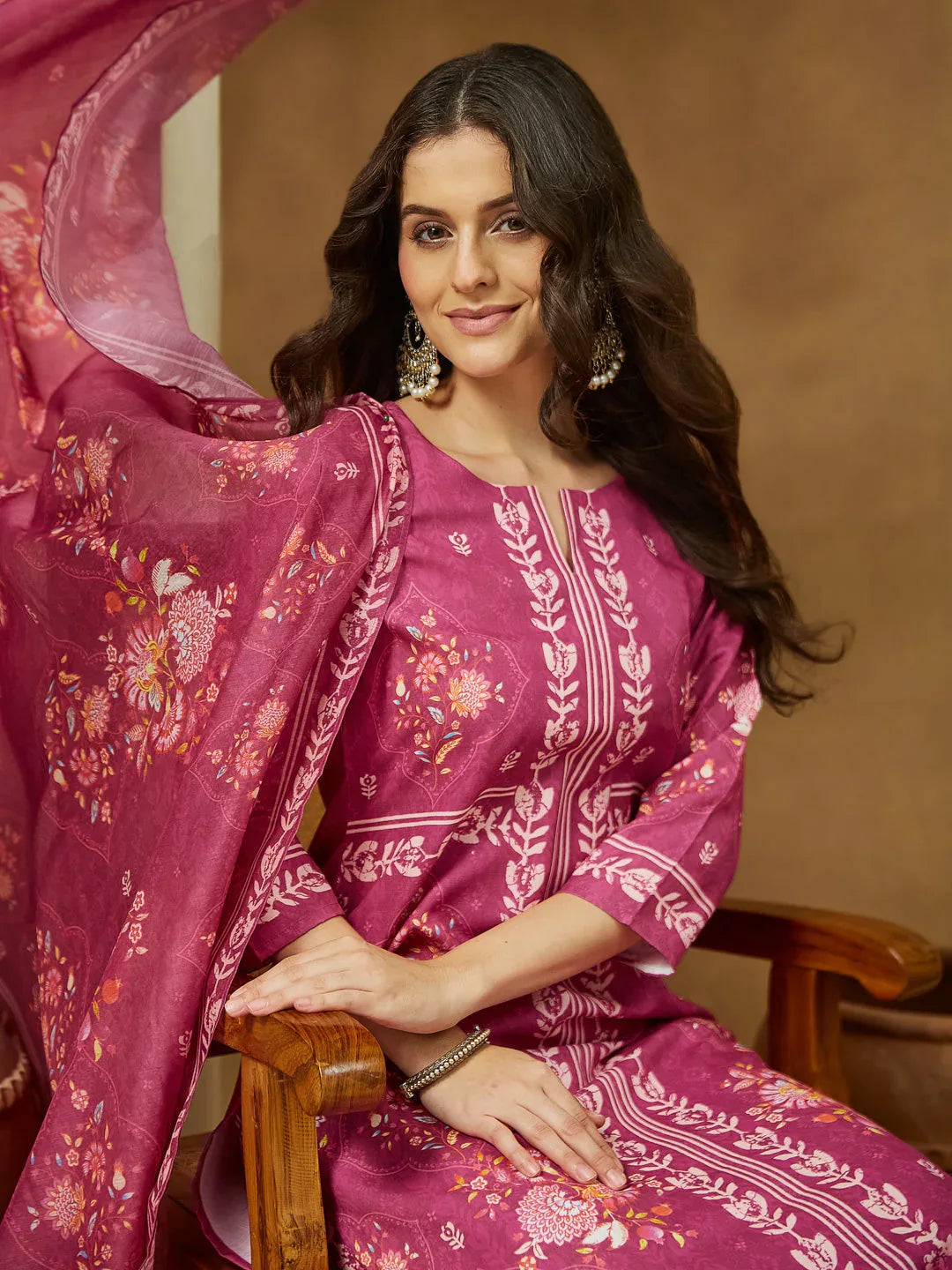 Janasya Women's Pink Cotton Blend Floral Printed Straight Kurta Set