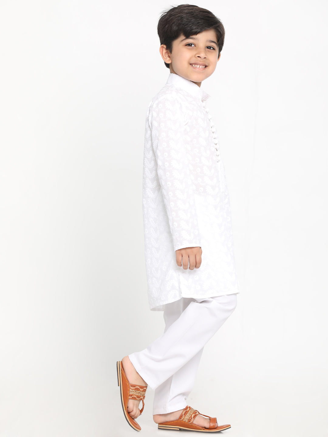 VASTRAMAY White Pure Cotton Chikankari Kurta Pyjama Baap Beta Set