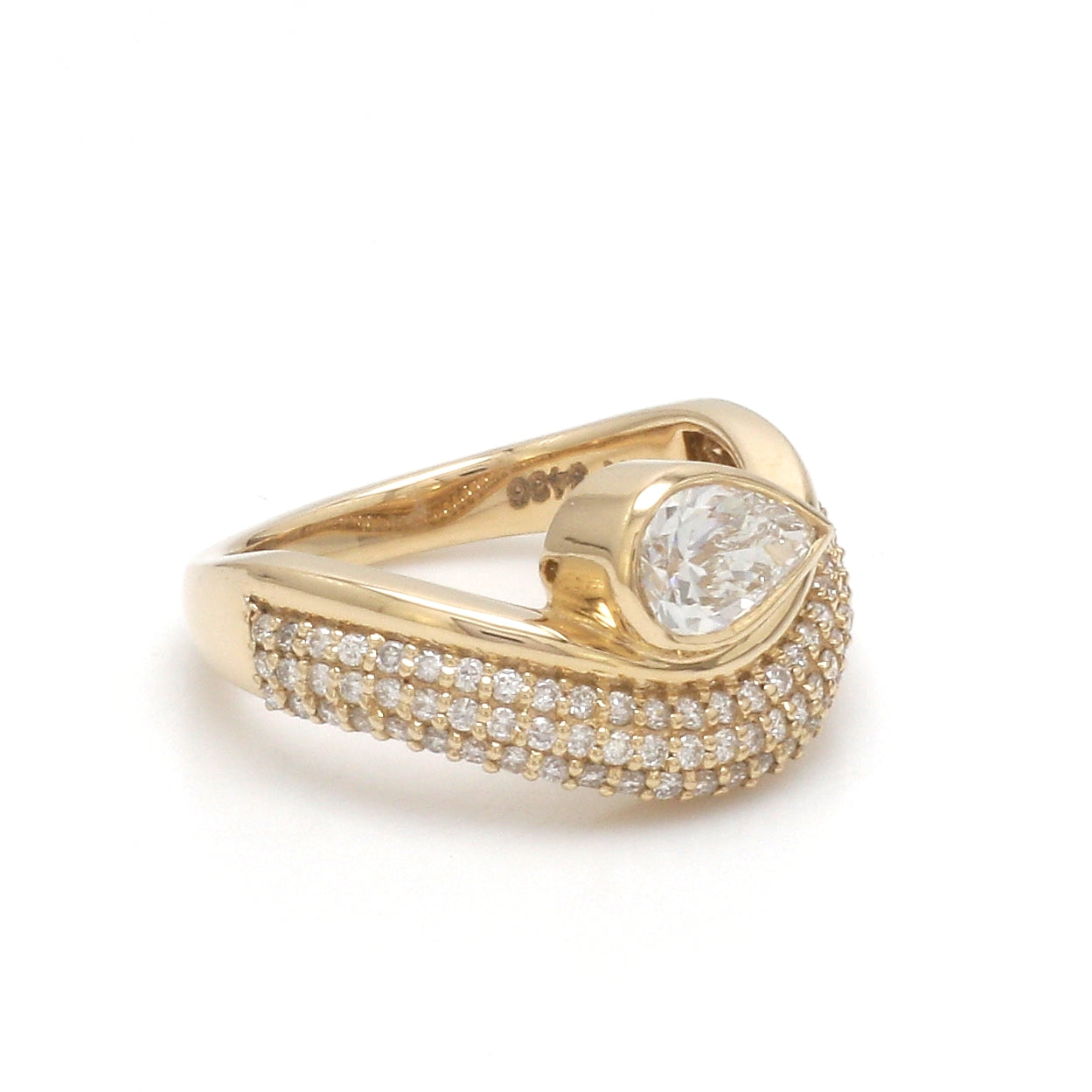 JPRG-3486/8899 Lab Grown Diamond Pear Bezel Set Wave Ring