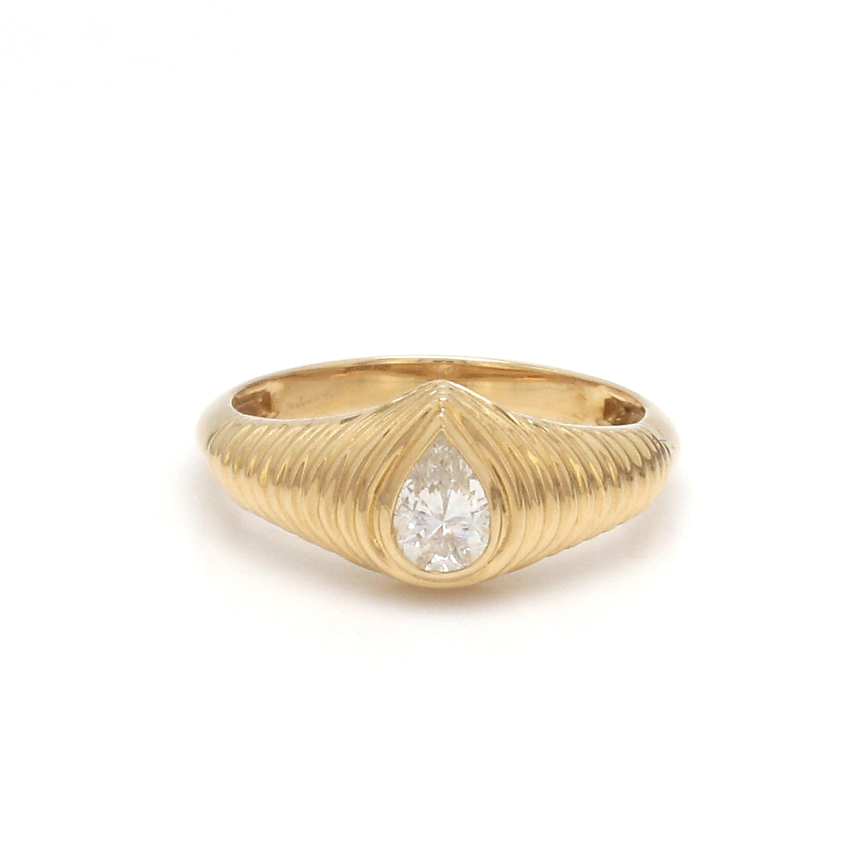 JPRG-3495/8908 Blue Sapphire Heart Ribbed Ring