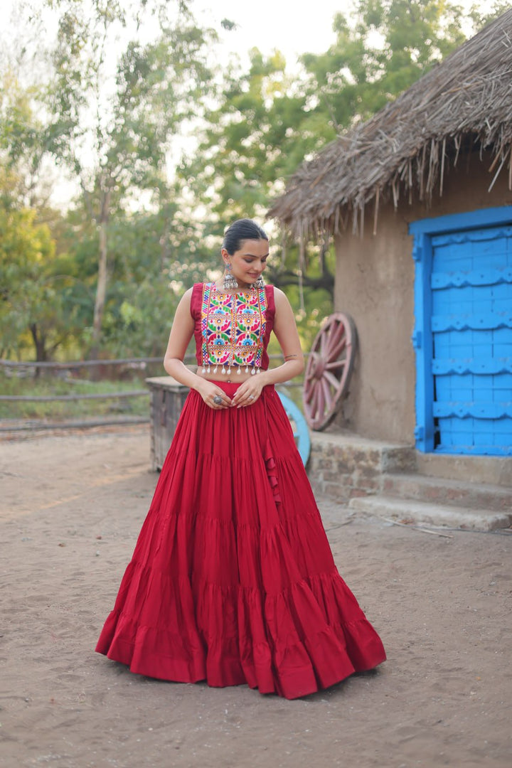 Red Reyon with Designer Embroidered Traditional (gamthi) Thread work