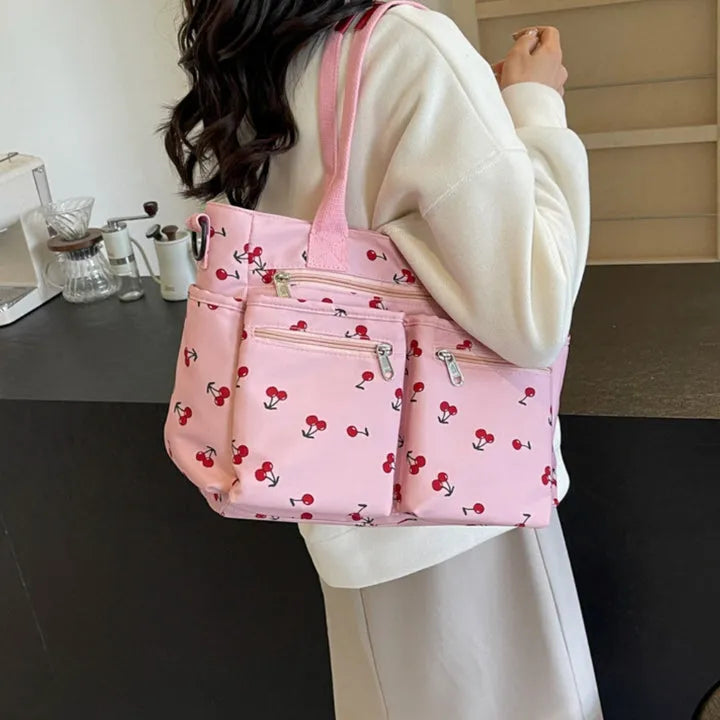 Kanna | Canvas & Cherry  - By Qivii