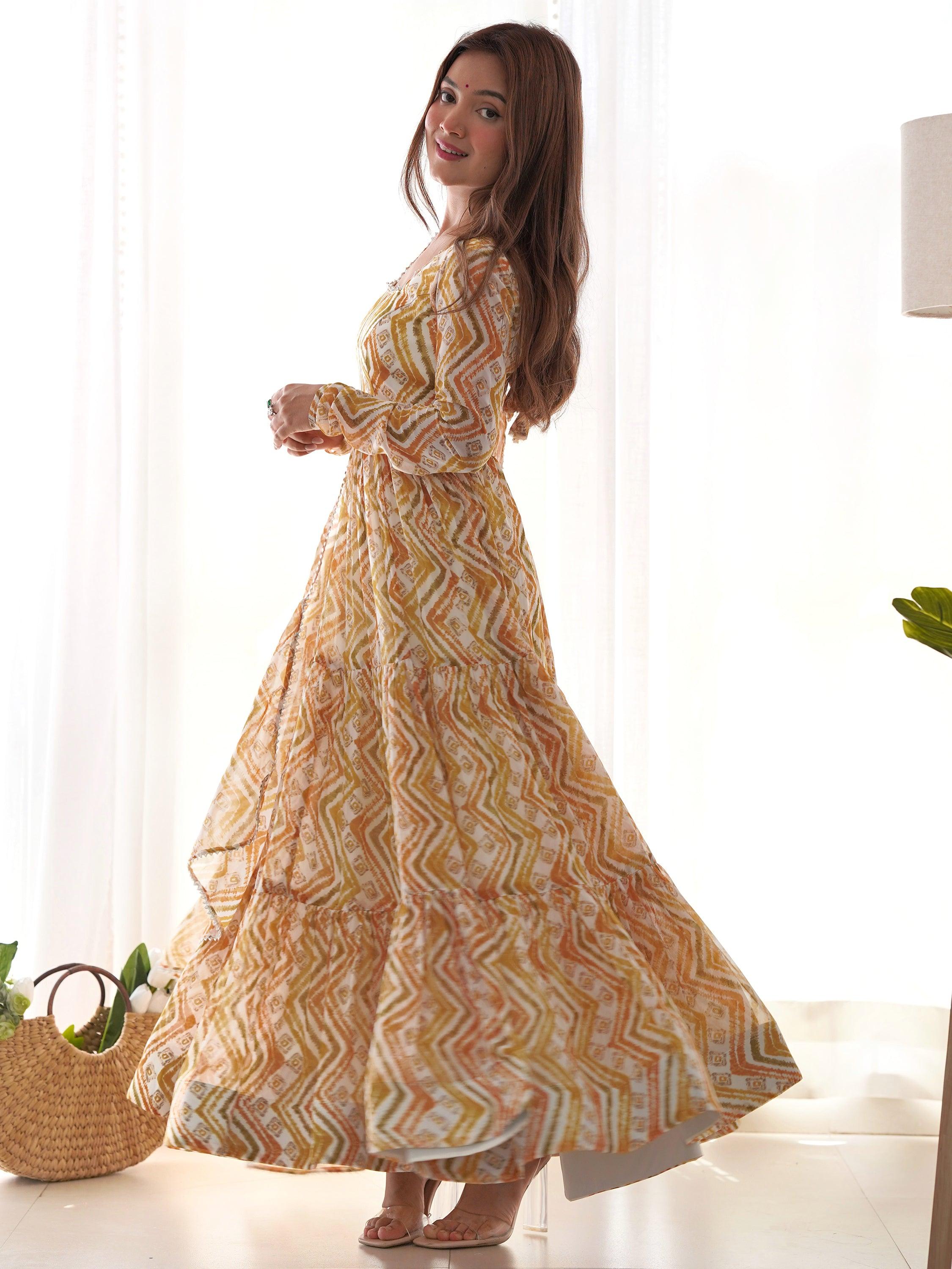  XS to XXL sizes available for the off-white anarkali suit 