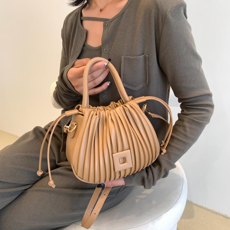 Orleá | Handbag  - By Qivii