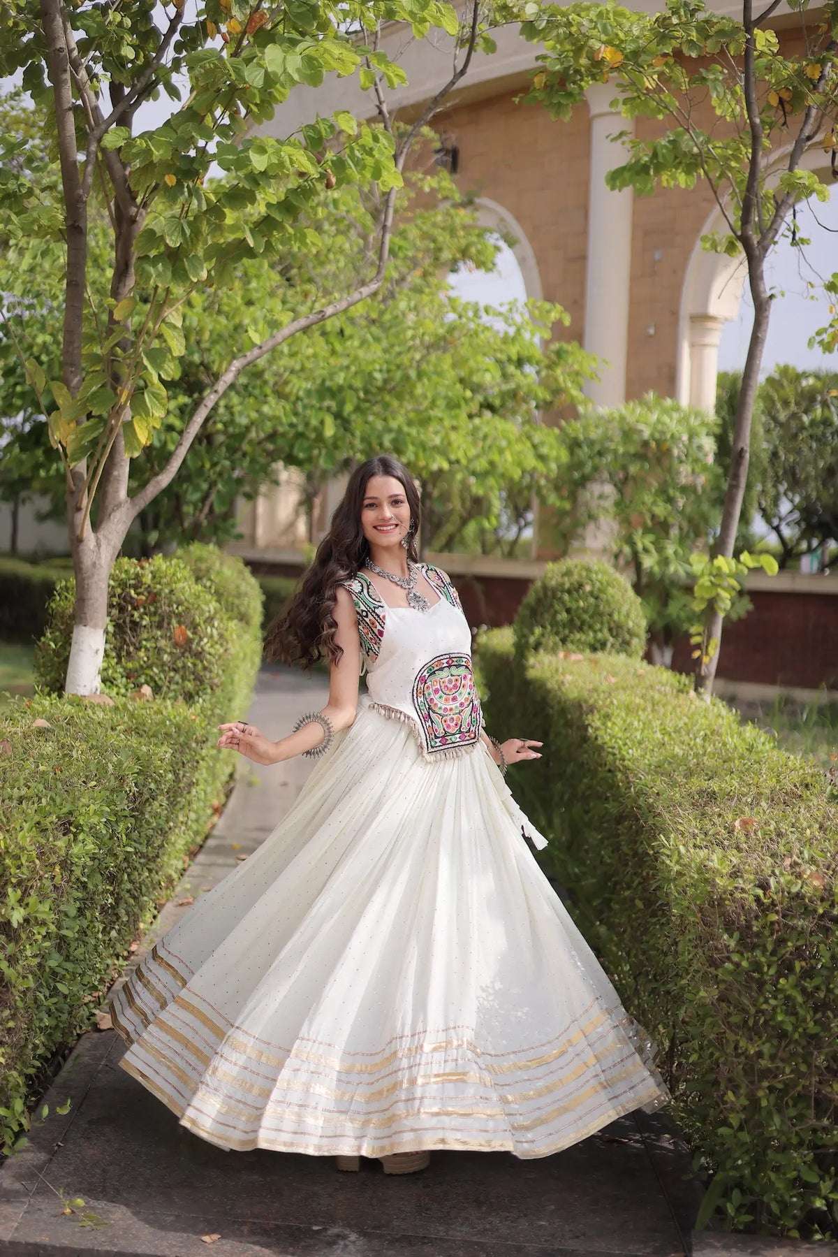 5 Meter Flair | White Garba Chaniya Choli With Gamthi & Mirror Work