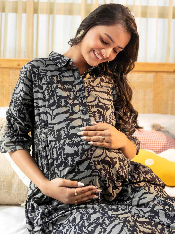 Grey Cotton Abstract A-Line Maternity Kurta  - By Janasya