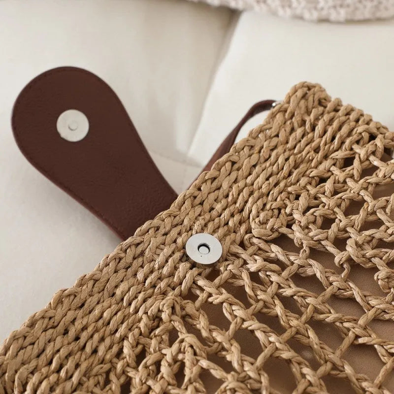 Manna | Crossbody Bag  - By Qivii