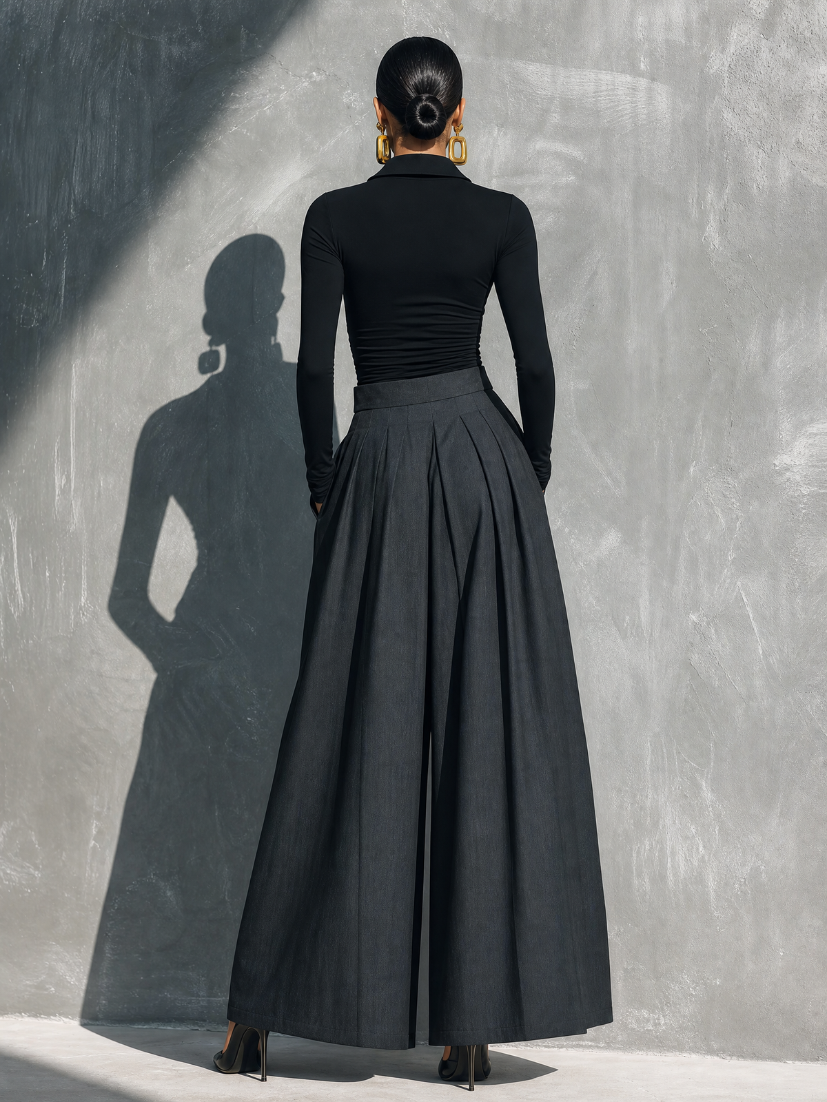 Women's Casual 2-Piece Set Black Stretch-knit Long-sleeve Top And Dark Gray Woven Wide-leg Trousers MDZ2470G8LXY