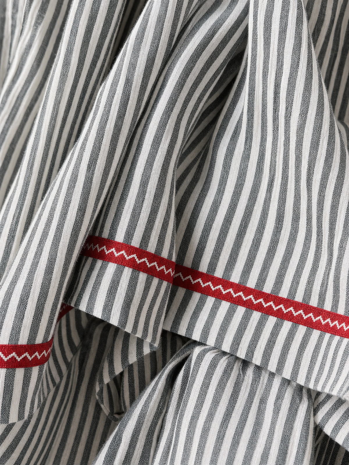 Women's Minimalist Striped Maxi Dress With Red Trim And Spaghetti Straps MDZ2710C3Y