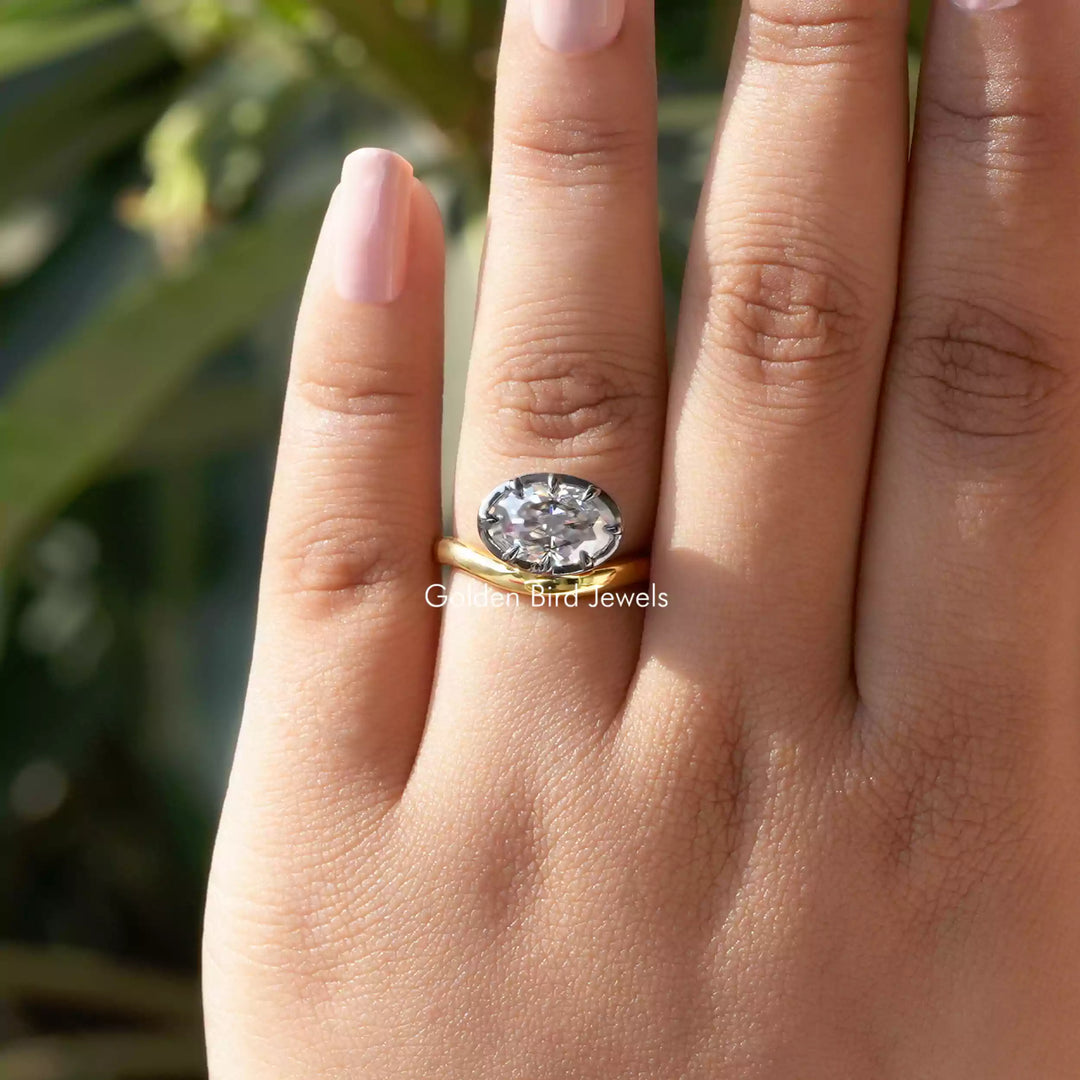 Crushed Ice Oval Moissanite Engagement Ring