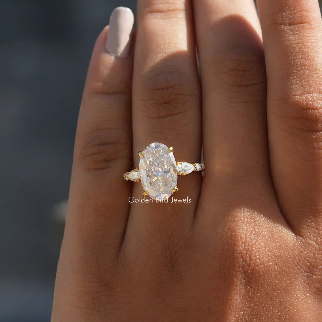 Oval Cut Moissanite Cluster Engagement Ring