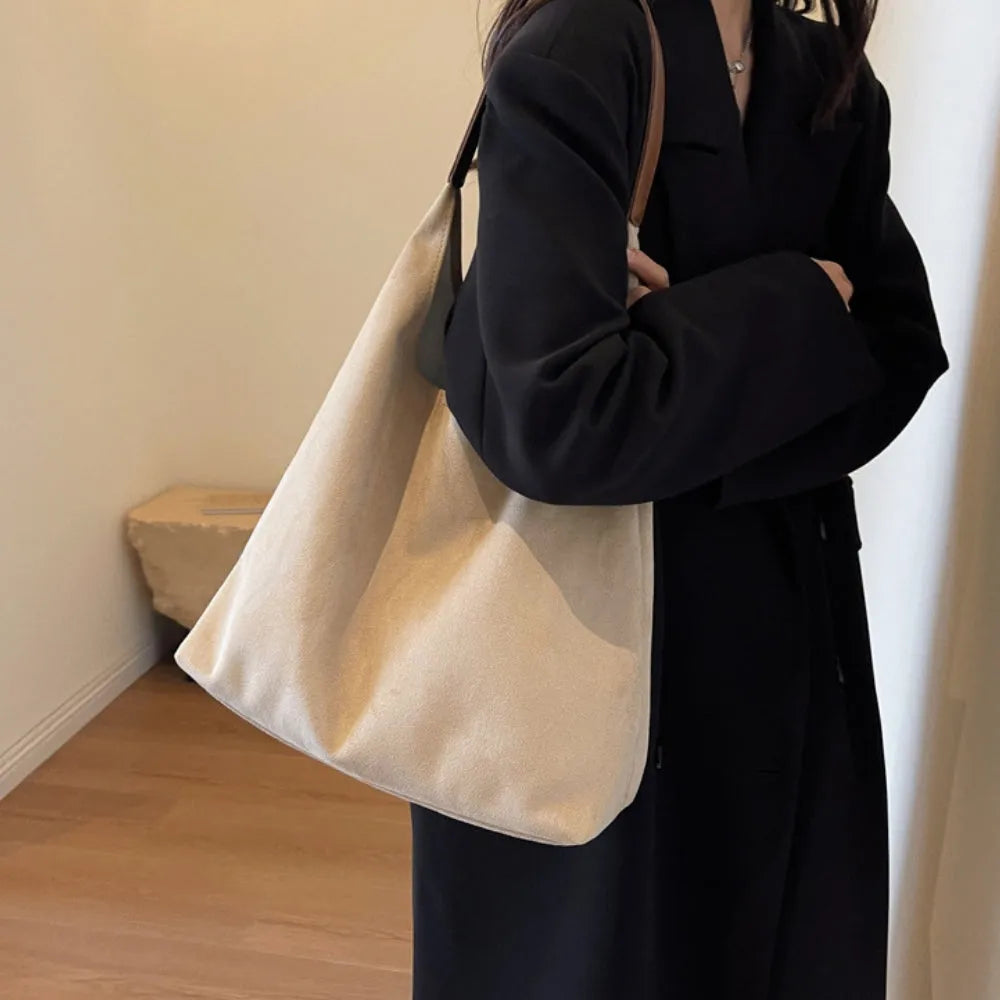 Nalia | Hobo Bag  - By Qivii