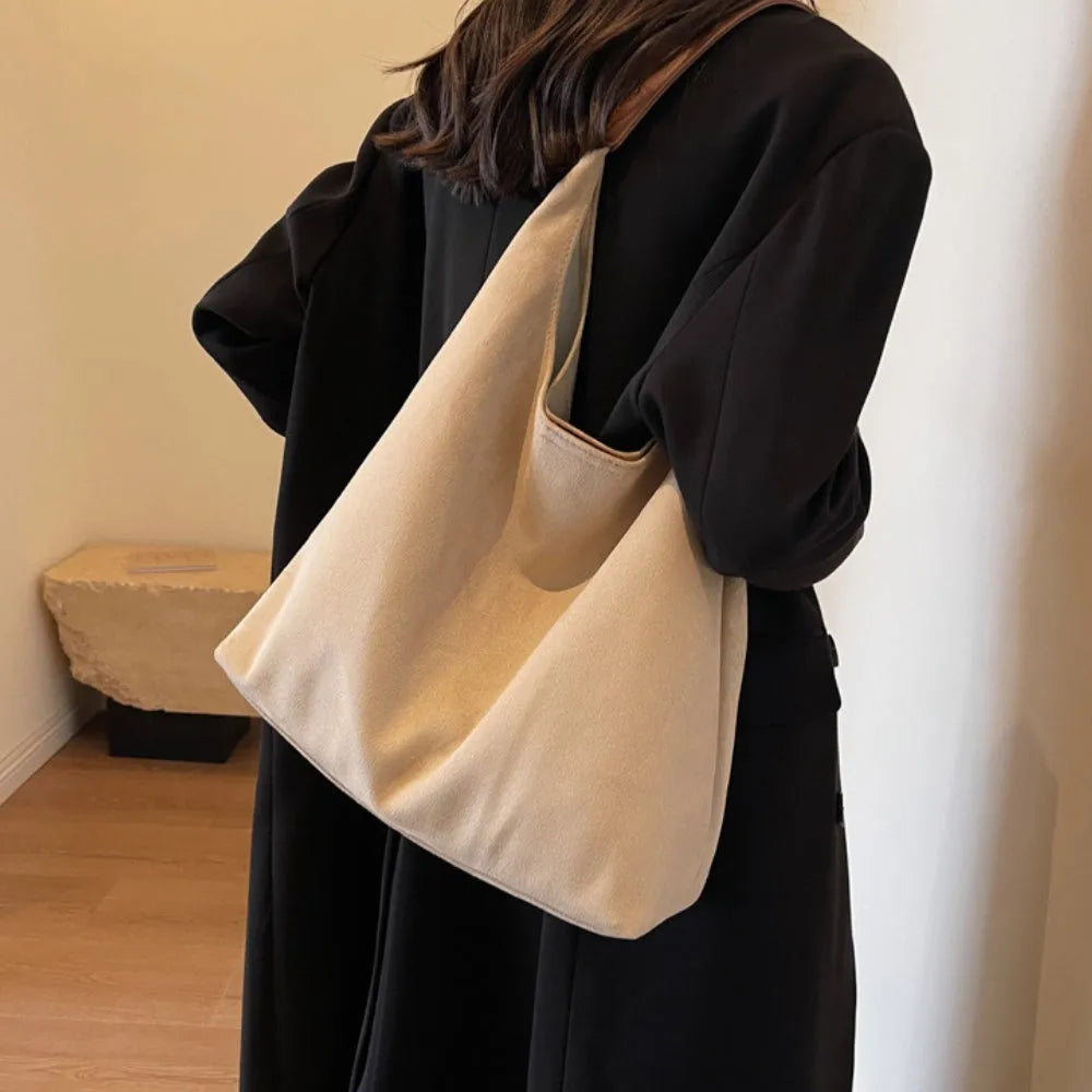Nalia | Hobo Bag  - By Qivii