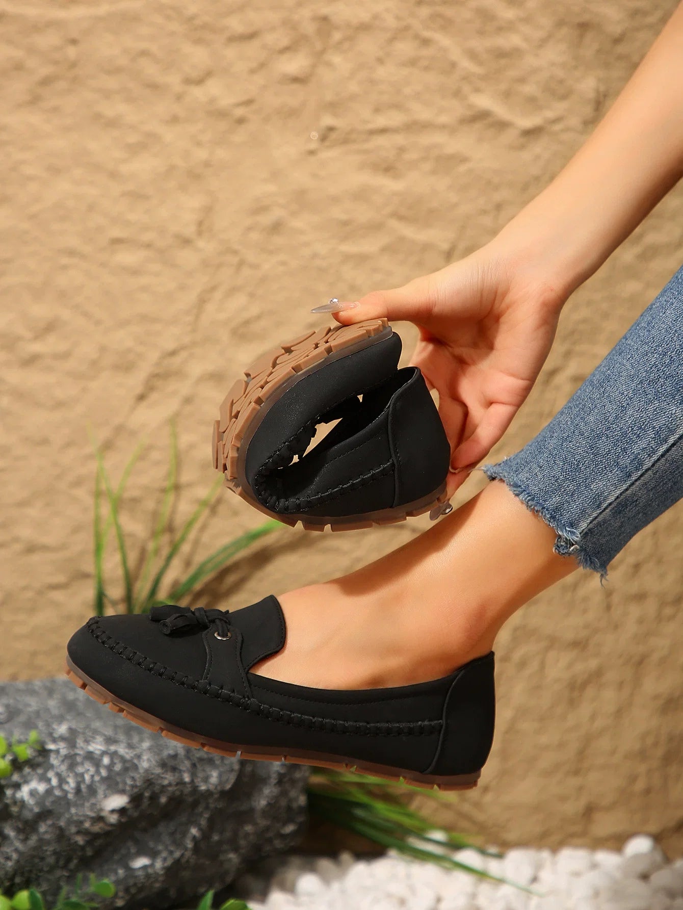 Women's Casual Blue Moccasin Loafers – Soft Suede Slip-On Flats with Tassel Bow Detail, Comfortable Driving Shoes for Everyday Wear