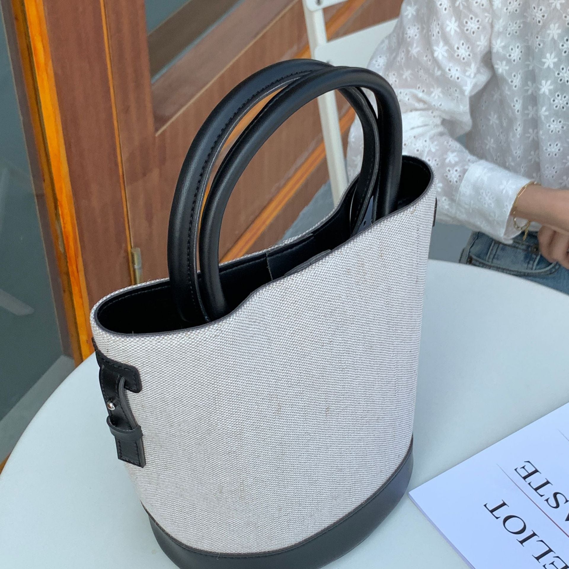 Serah | Crossbody Bucket Bag  - By Qivii