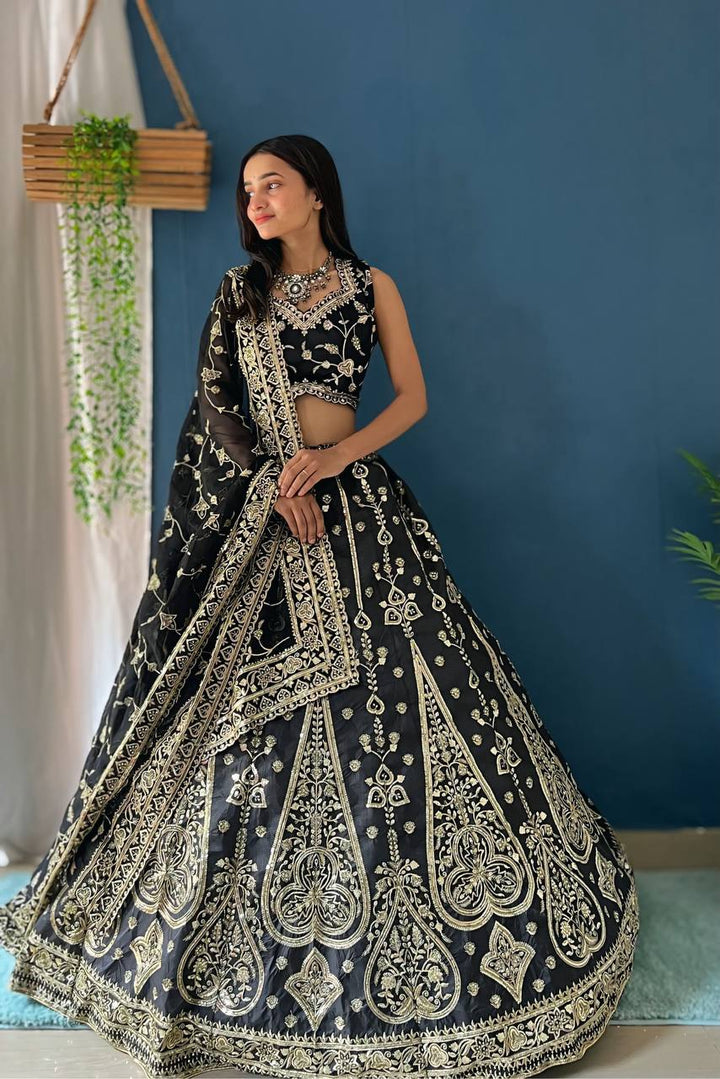 BLACK COLOR LEHNGA DETAILS:JALPARI SILK WITH EMBROIDERY SEQUENCE ZARI DESIGN WORK