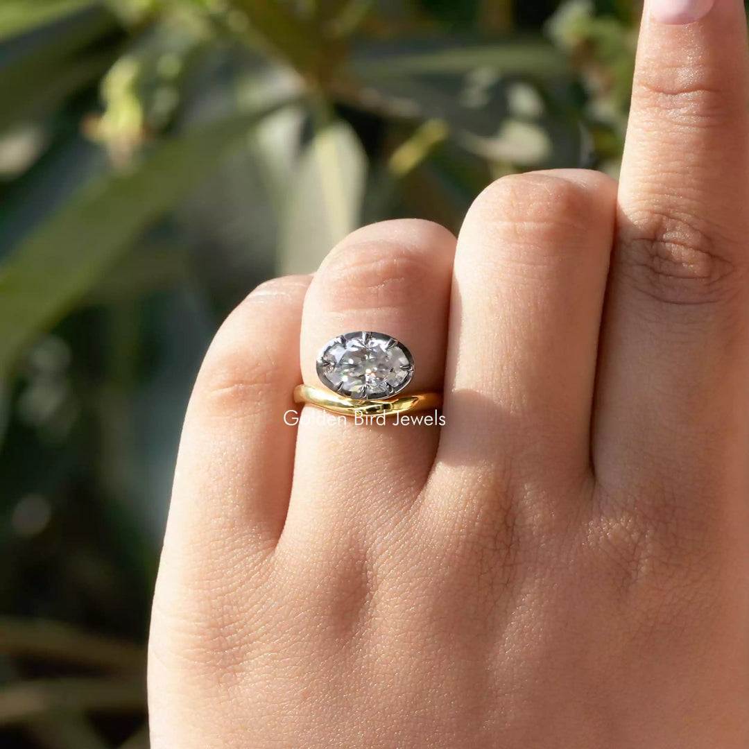 Crushed Ice Oval Moissanite Engagement Ring