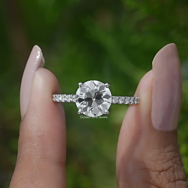 Old European Round Diamond Engagement Ring