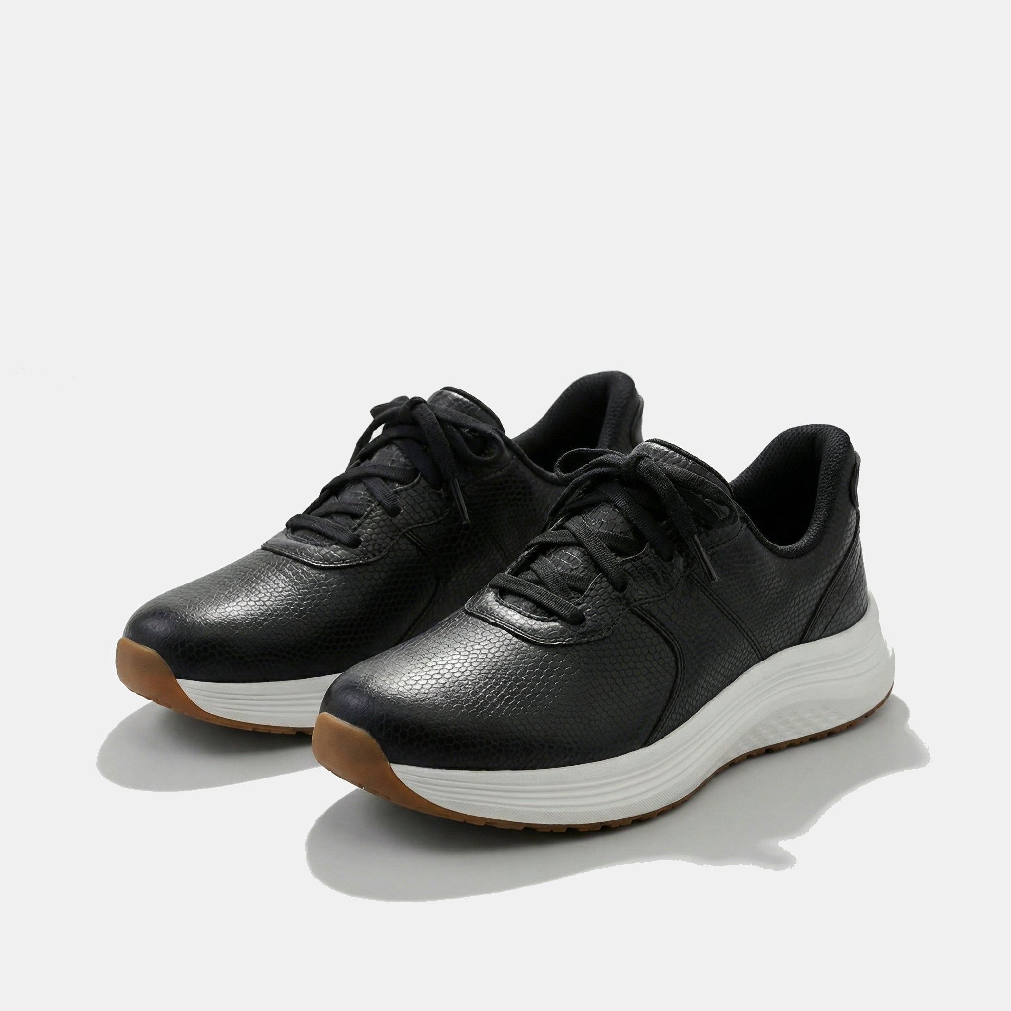 Vera - Der Hands-Free Komfort-Sneaker für aktive Tage  - By Qivii