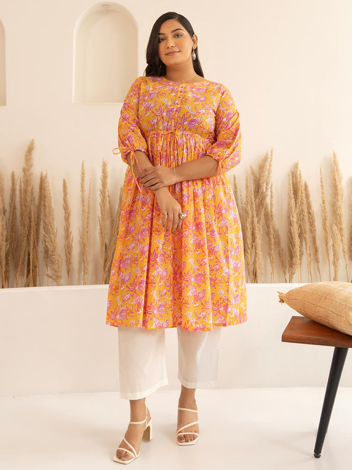 Plus Size Orange Cotton Floral A-Line Kurta  - By Janasya