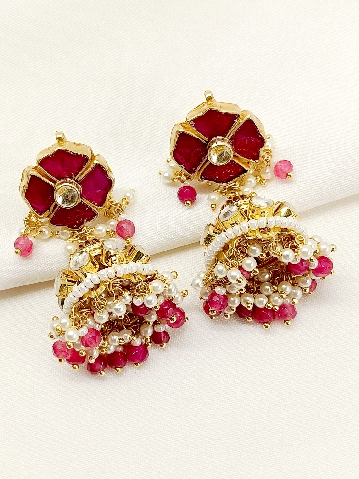 Prahati Majenta Kundan Jhumki