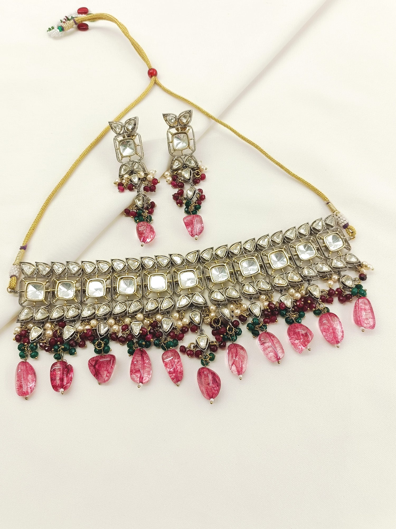 Daniya Rose Gold And Green Rhodium Plated Victorian Necklace Set