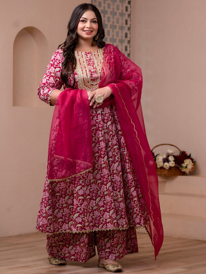 Pink Cotton Foil Floral Printed Kurta with Palazzo and Dupatta  - By Janasya