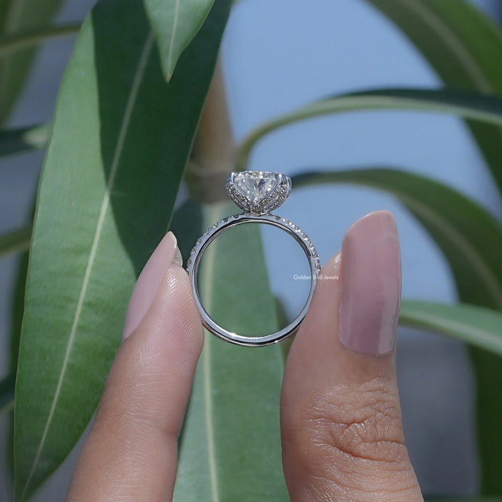 Pear Shaped Moissanite Accent Stone Ring