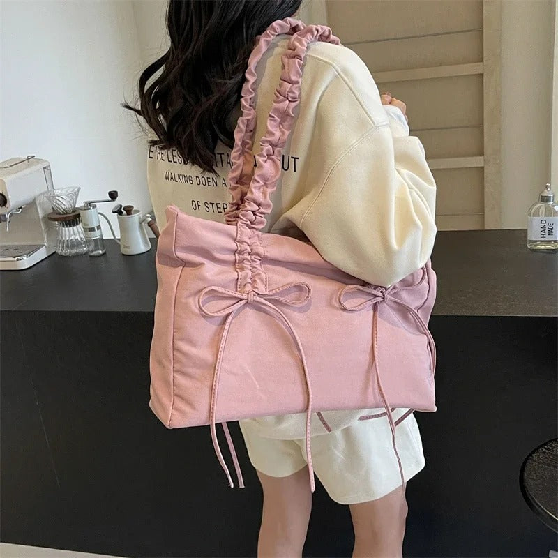 Noeda | Tote Bag  - By Qivii